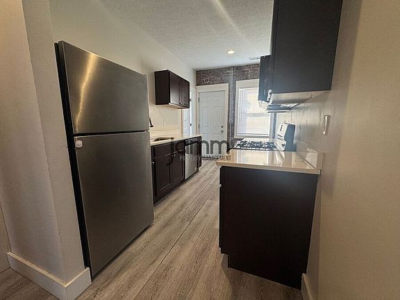 3rd image of 1960 W 65th St #1956