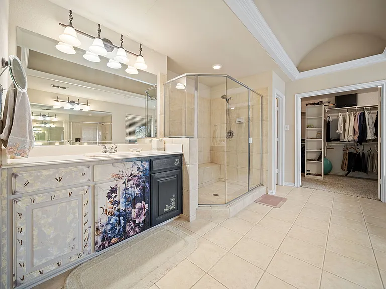 1571 Coastal Dr — Photo 14