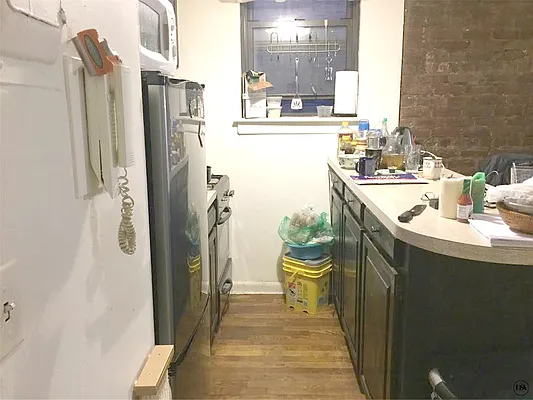 Rented by DSA Realty | media 35