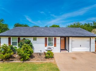 913 Duke St, Weatherford, TX 76086