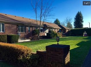 Salmon Street Villa, Portland, OR 97215