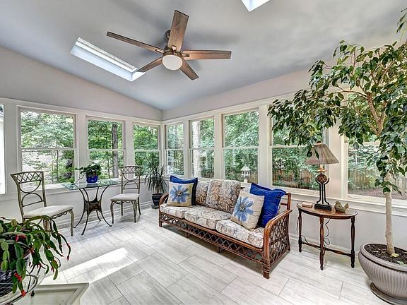 3rd image of 5544 Fort Fisher Way