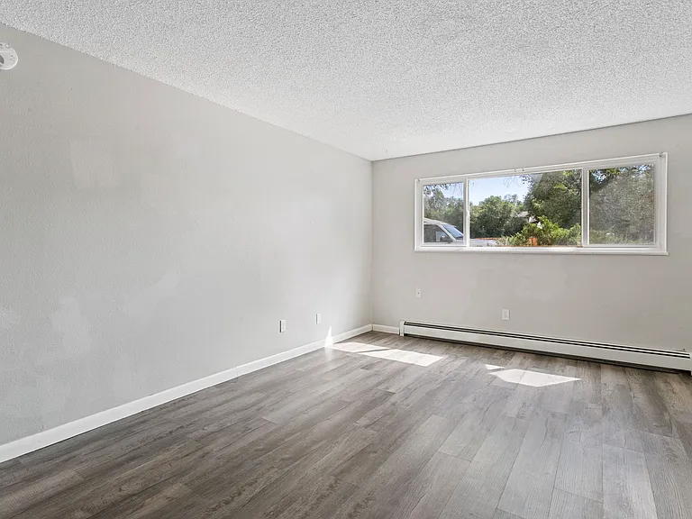 330 Vehr Dr #2 — Photo 12
