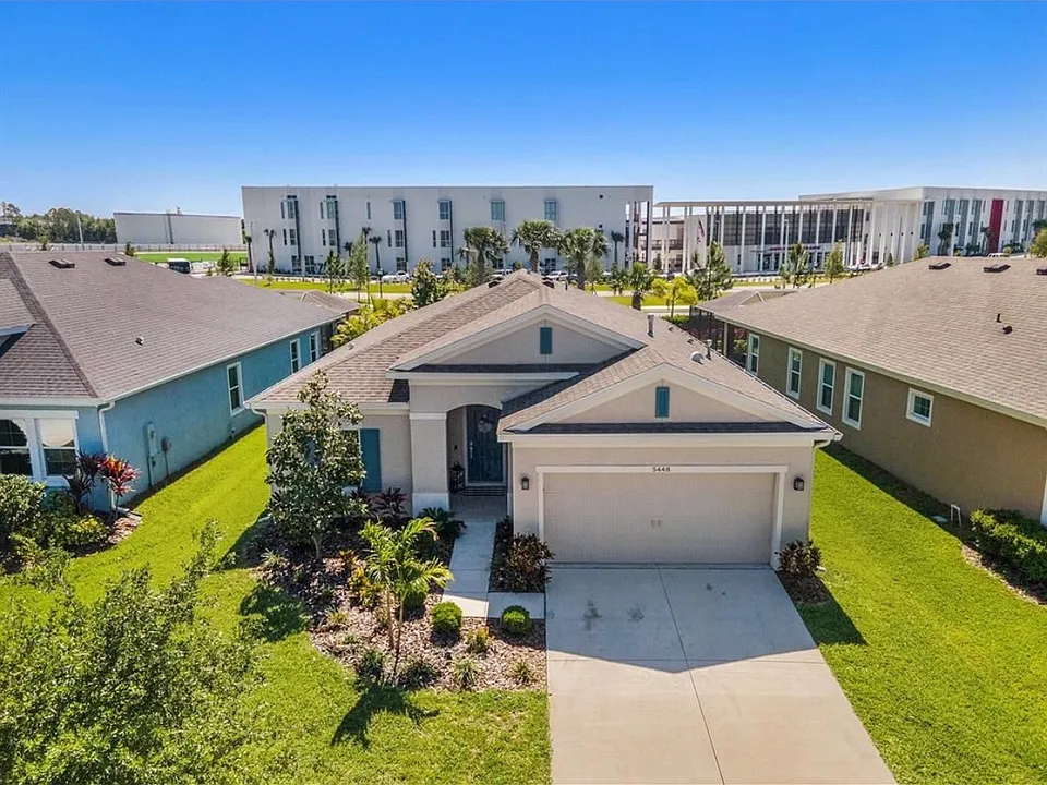 5448 Silver Sun Dr