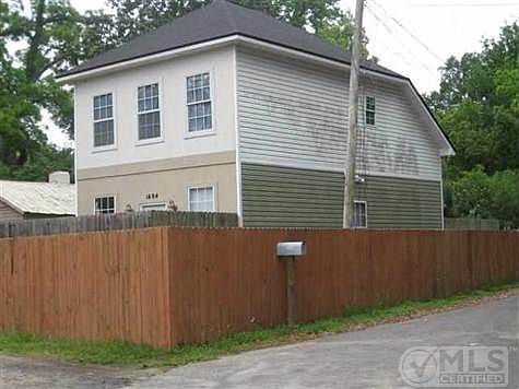 1st image of 1604 Roy Ln