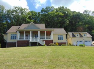 1462 Hawver Rd, Hico, WV 25854