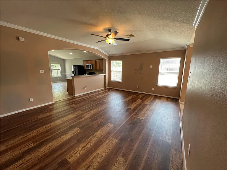 2931 Kainer Meadows Ln — Photo 2