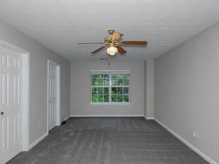 2542 Walter Way — Photo 13