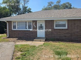 4808 SW 3rd St, Des Moines, IA 50315