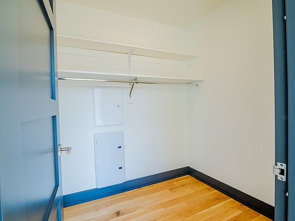 5th image of 10 Montieth St APT 272