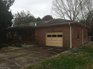 1318 Waters Rd, Chesapeake, VA 23322