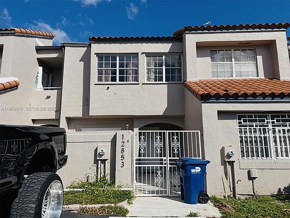 2nd image of 12853 SW 64th Ln