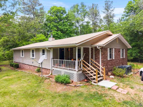 2275 E Houze Rd, Fort Valley, GA 31030