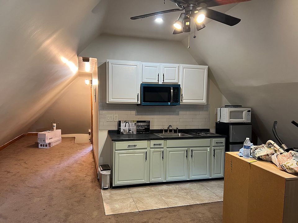 1st image of 257 Bement Ave #3
