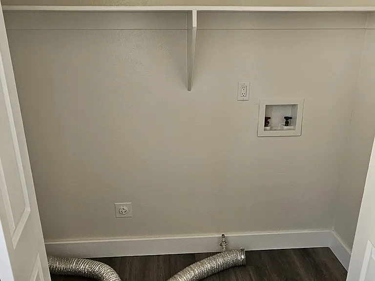 Main Level Laundry Hook ups