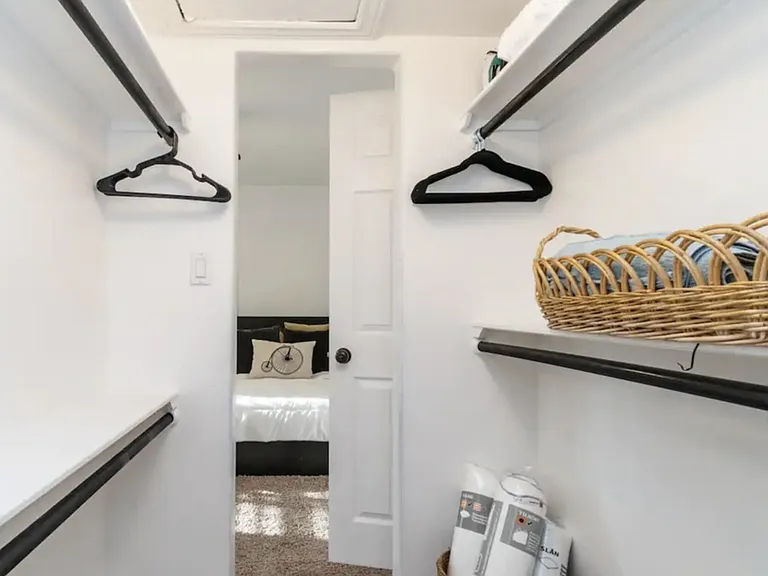 2618 E Harvard St — Photo 10