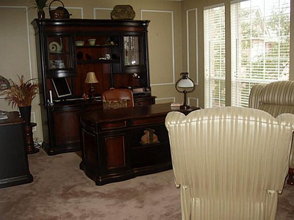5th image of 8559 Kensington Ct