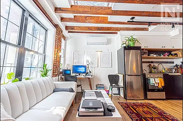Rented by Nolita Group