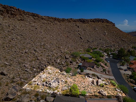 5th image of 716 Escalante Dr