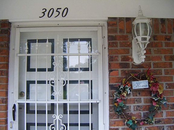 4th image of 3050 Skycrest Dr