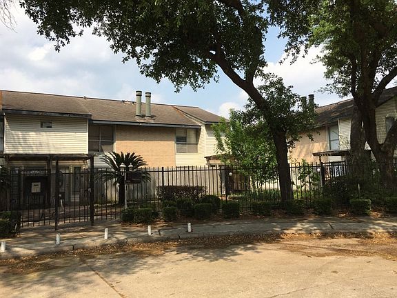 3rd image of 7918 Prestwood Dr APT 12