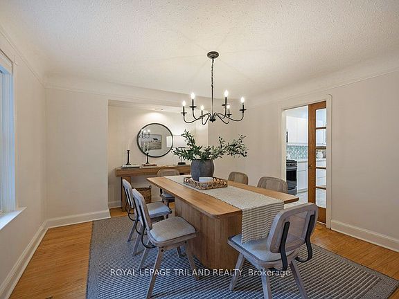 4th image of 96 Base Line Rd E