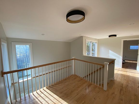 5th image of 81 Havermans Ave