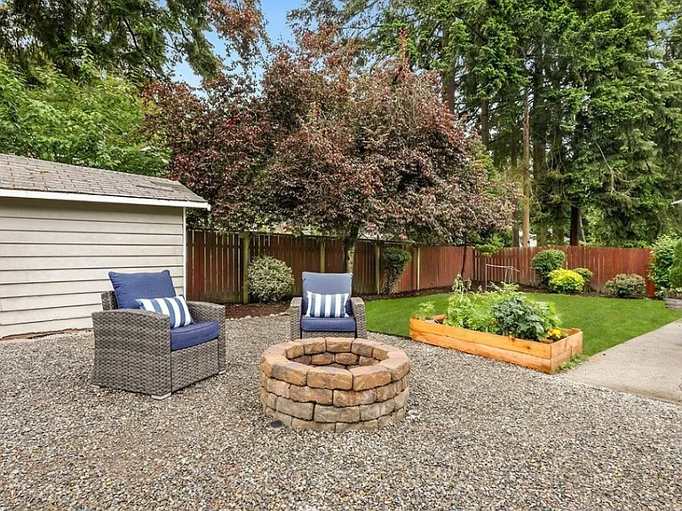 18350 Dayton Pl N — Photo 22