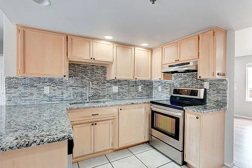 300 N Oak Harbor St #C102 Photo 1 300 N Oak Harbor St #C102 Photo 1