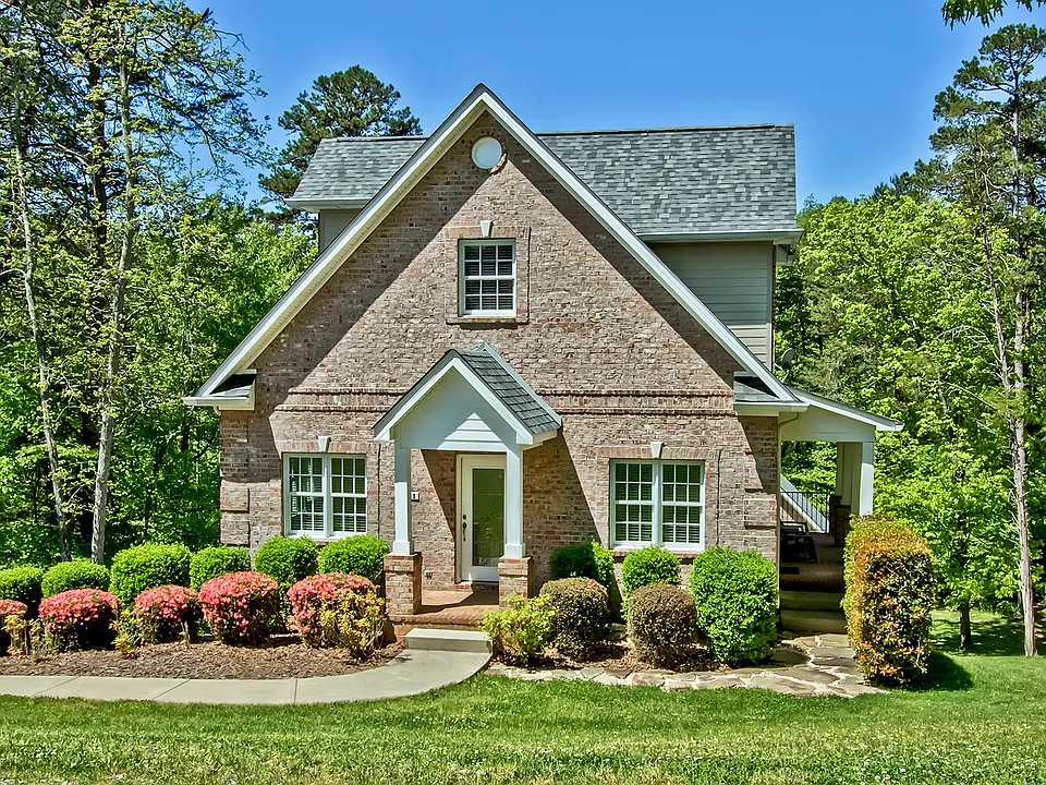 111 Daleyuhski Way