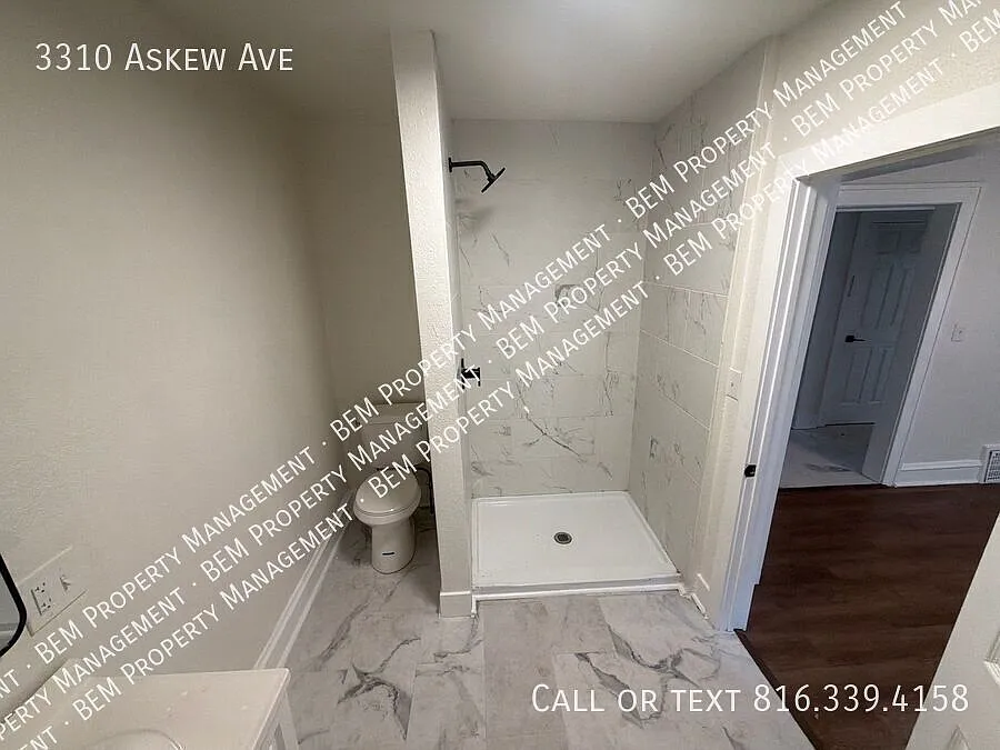 3310 Askew Ave