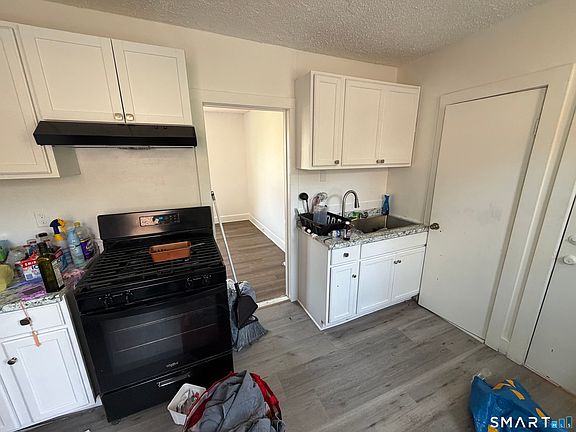 5th image of 50-52 Dunham Street