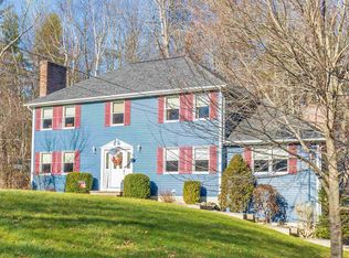 19 Berkeley St, Pelham, NH 03076