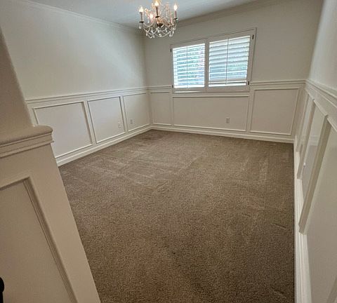 3rd image of 997 S Wildrose Ln