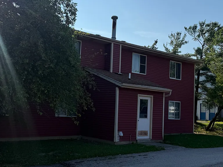 467 Stratford Way #3 — Photo 2