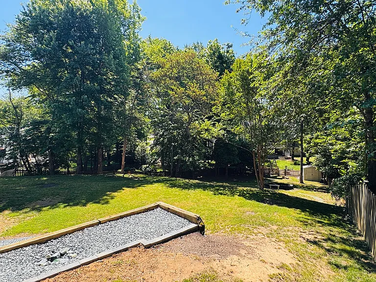5 Averil Ct — Photo 42