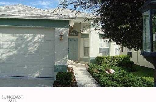 3rd image of 18550 Fairway Green Dr