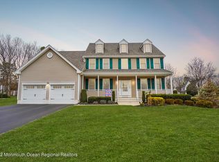 24 Springbrook Dr, Jackson, NJ 08527