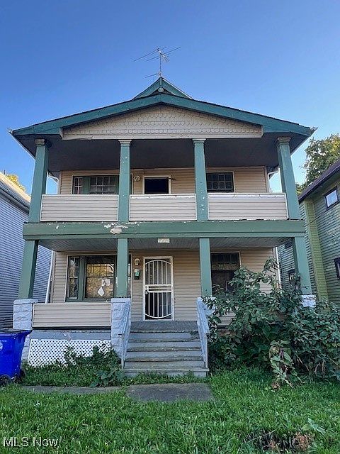 1st image of 9528 Manor Ave