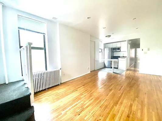 Rented by Best Apartments North Inc | media 41