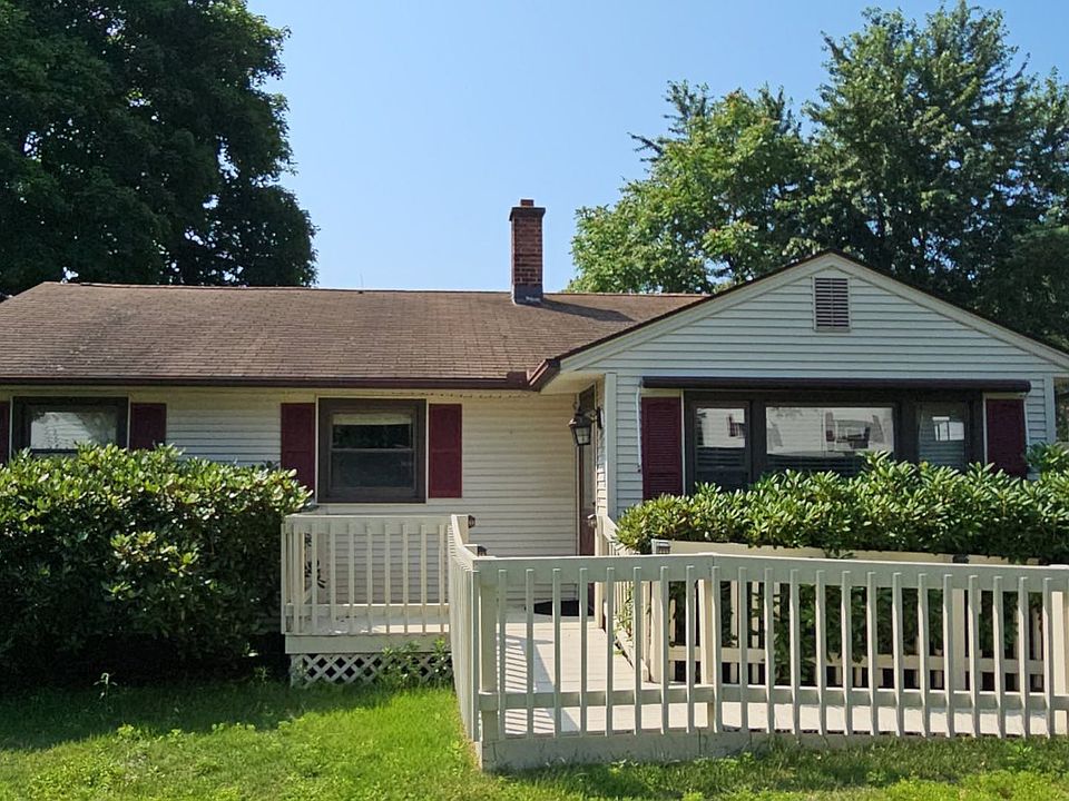1st image of 21 Nokomis St