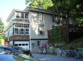 2 Stuart St, Newton, NJ 07860