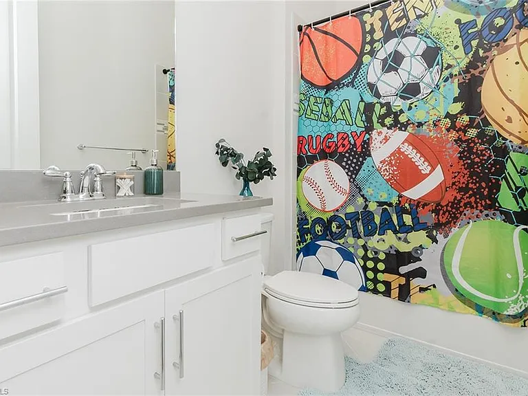 4302 Washington Pl — Photo 25