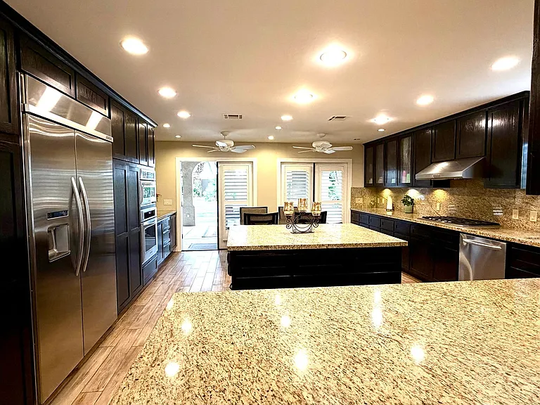 5818 Clear Valley Ct — Photo 12