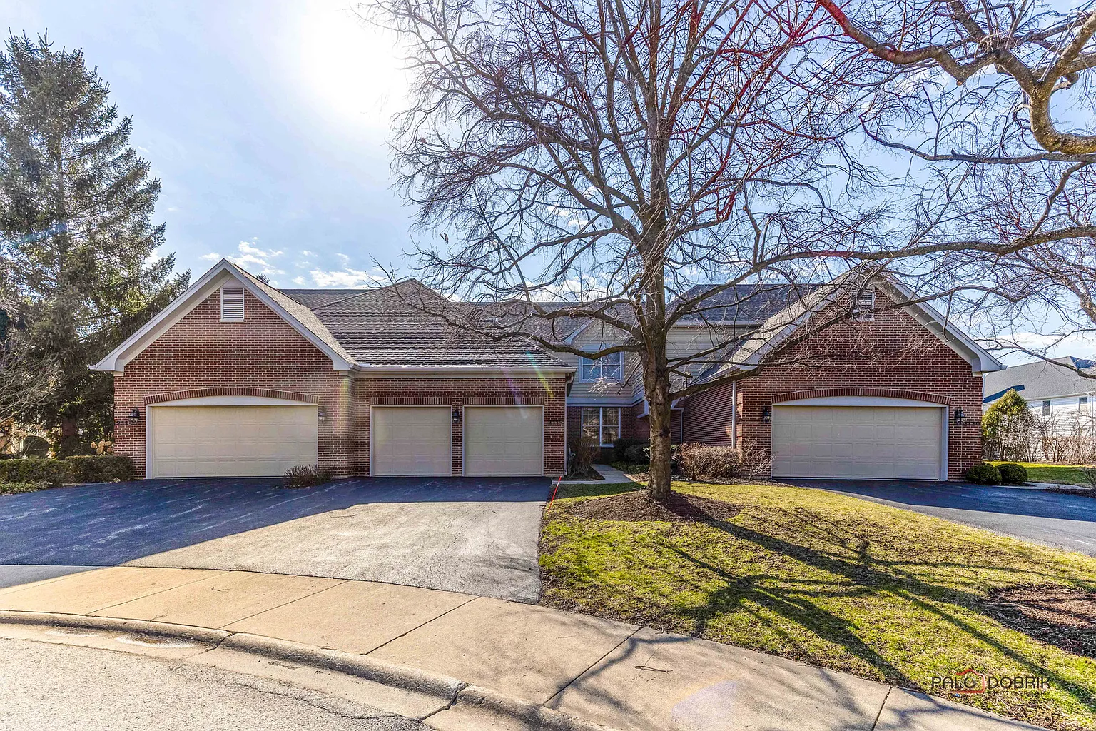2118 Warrington Ct photo 1