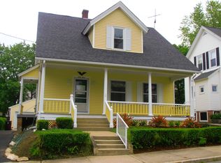 43 Vine St, Woonsocket, RI 02895