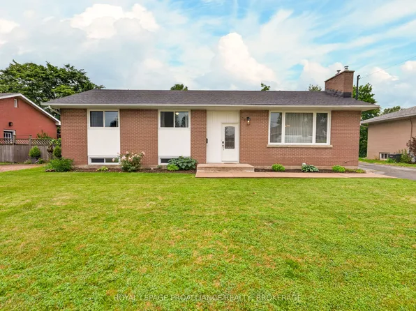 34 Sherwood Ave, Loyalist, ON K7N 1N4