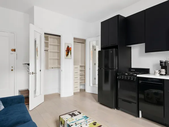 56 Jane Street image 7 of 8