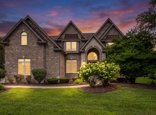 4767 Sassafras Ln, Naperville, IL 60564