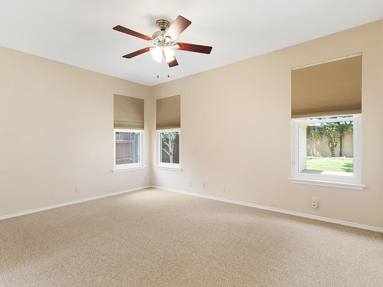 8719 Eagle Peak — Photo 12